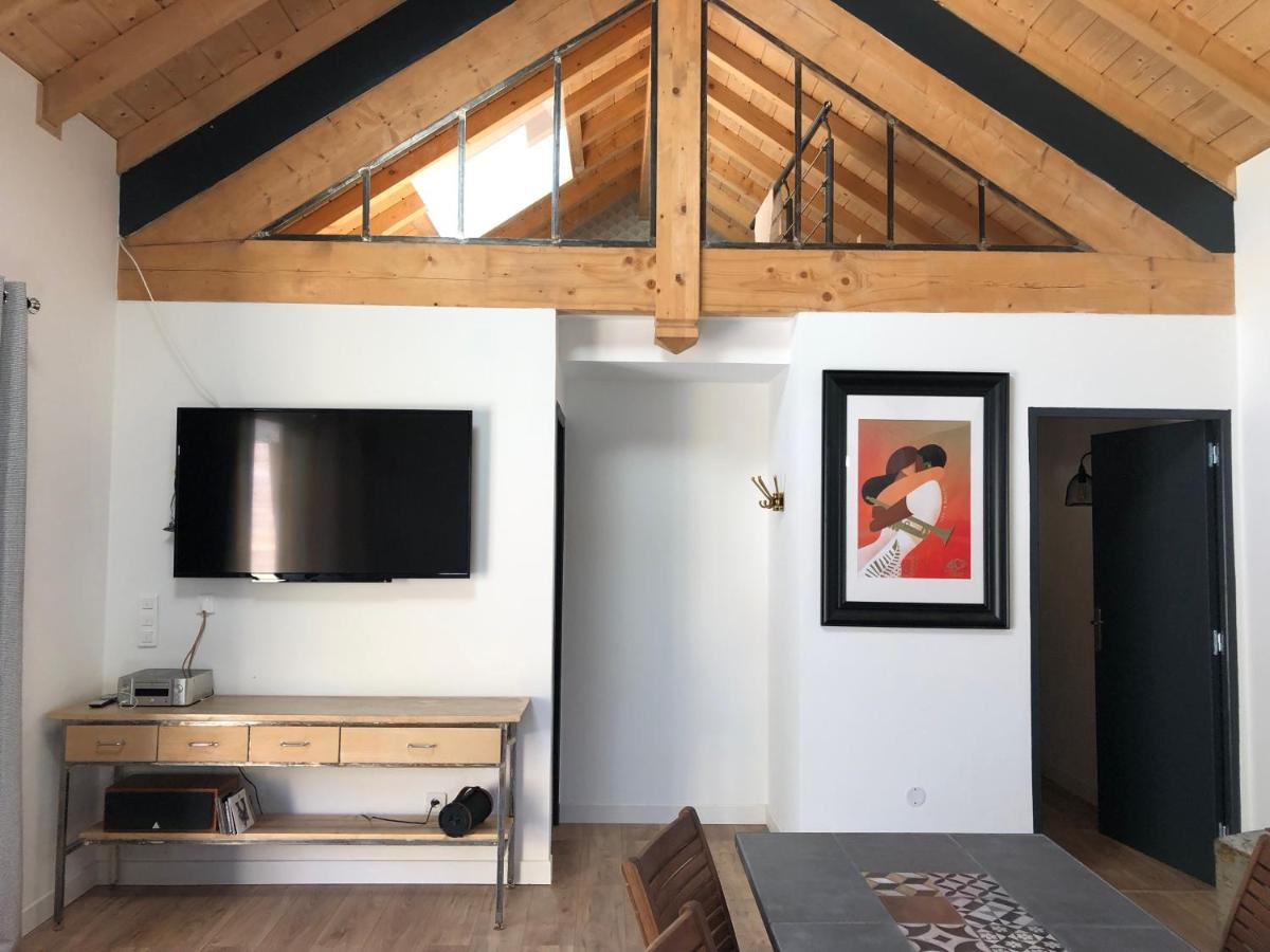Euskal Etxea Villa Bayonne Bagian luar foto